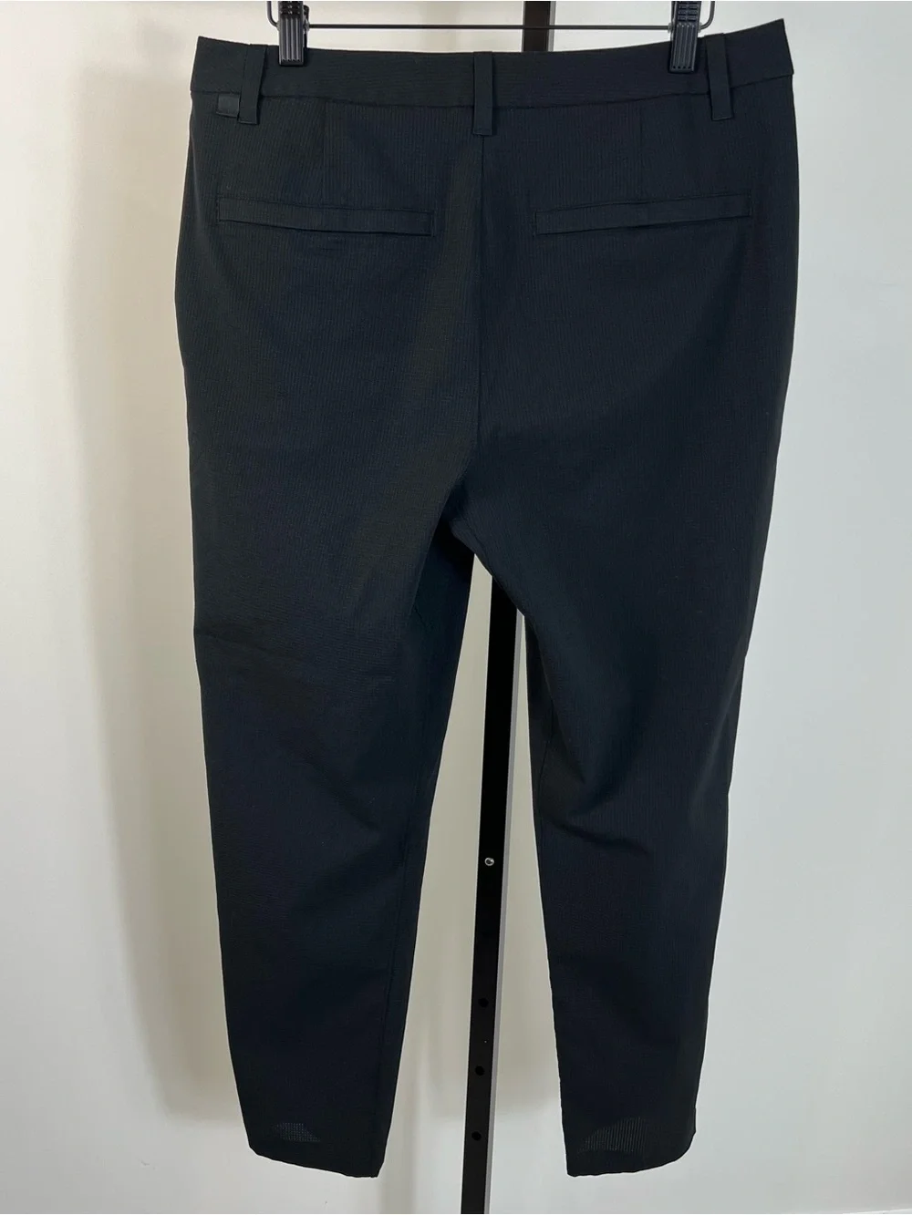 Lululemon Commission Mens Black Grid Pattern Classic Slim Fit Casual Trousers 32